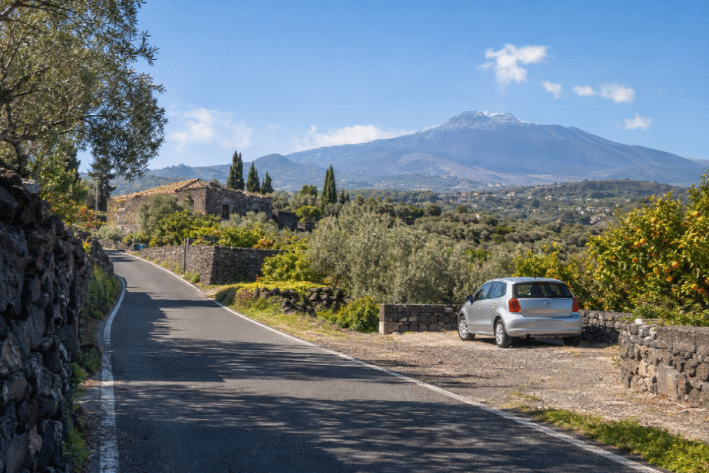 Sizilien ab Catania entdecken: So wird der Mietwagen Teil eines entspannten Urlaubs